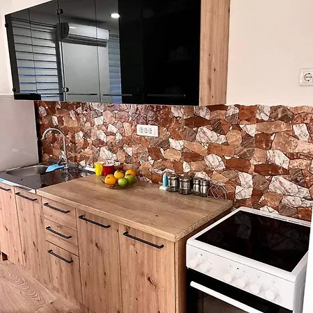 Hugolina Lux דירה