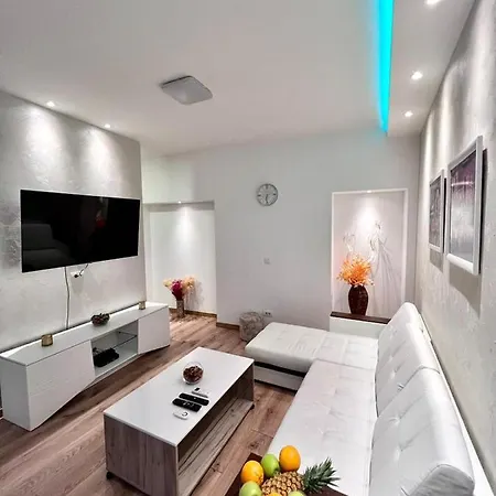 Hugolina Lux Apartment *