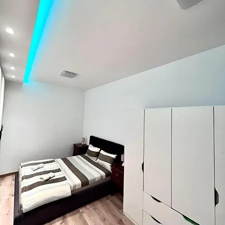 Hugolina Lux Apartment Belgrade